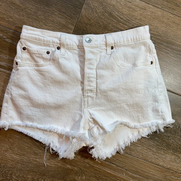 Levi's 501 women's white denim button fly cut off Daisy Duke shorts sz 29 - Picture 4 of 14